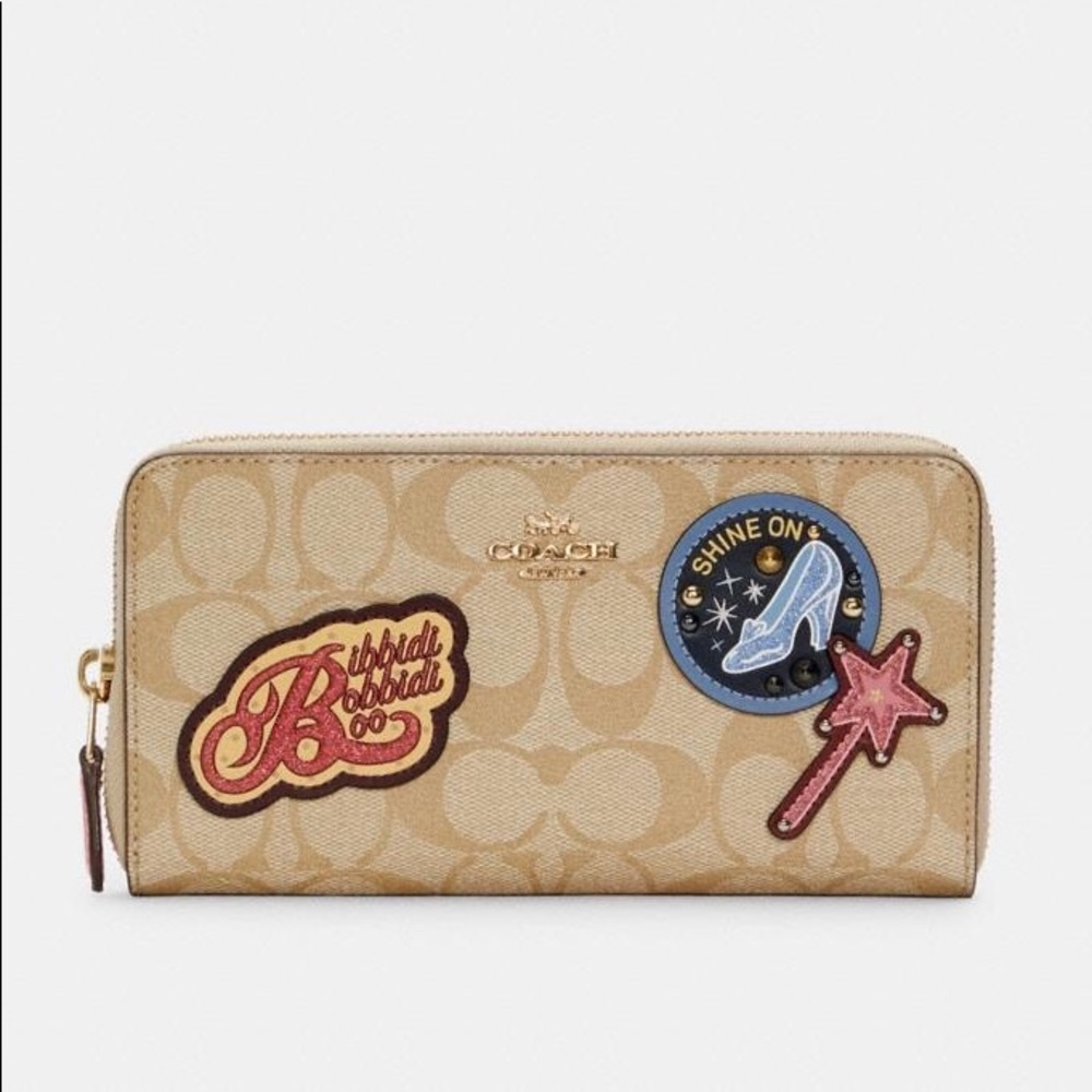 NWT COACH Disney Accordion Zip Wallet Signature